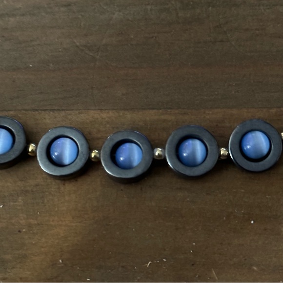 Vintage hematite bead necklace - Picture 2 of 3